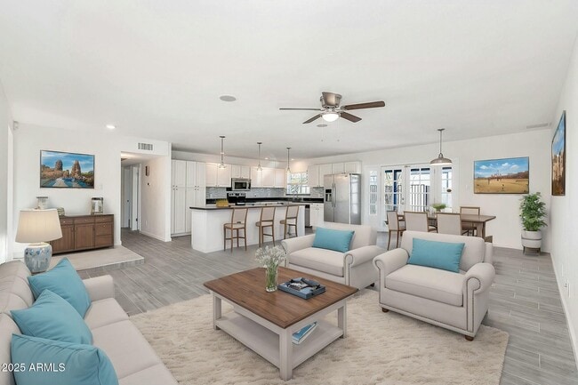 Building Photo - 3922 E Dahlia Dr