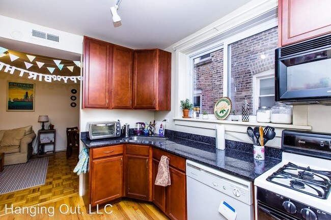 Foto del edificio - 2339 W McLean Ave