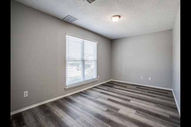 Foto del edificio - 624 Canyon Pl