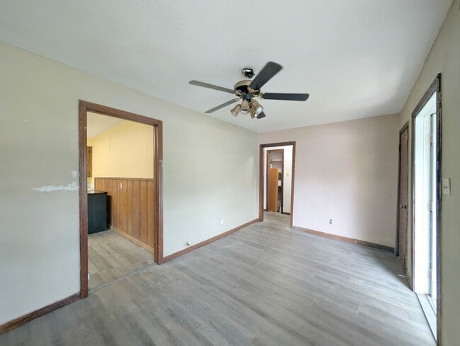 Building Photo - 4515 Booker St