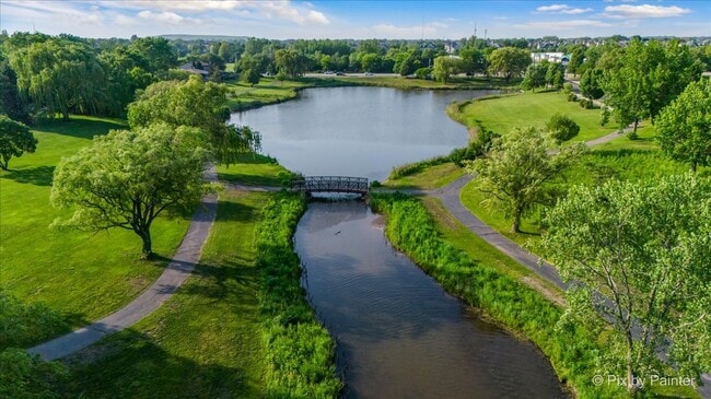 Foto del edificio - 312 Klein Creek Ct