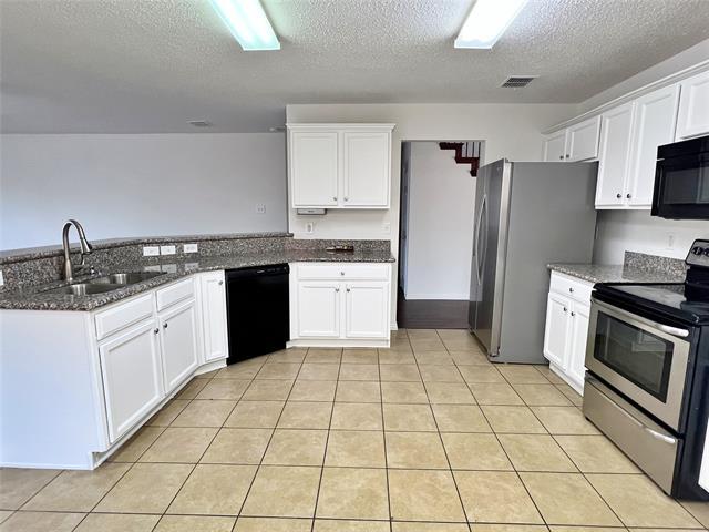 Building Photo - 5232 Boxwood Ln