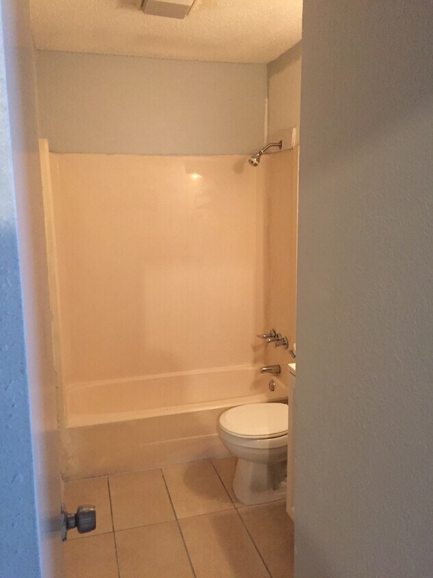 Primary Photo - 5732 Whittlesey Rd