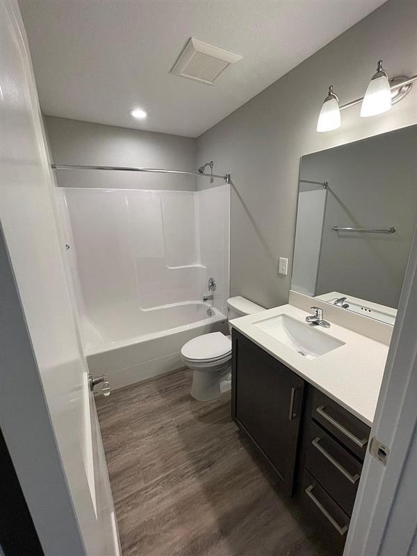 Building Photo - brand new duplex for rent - available for ...