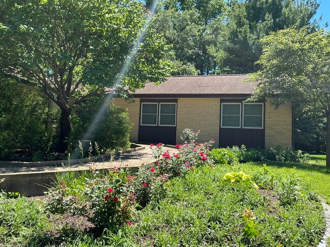 Foto del edificio - 2209 Grange Cir