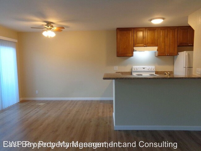 Building Photo - 2 br, 1 bath Apartment - 43324 Grimmer Blvd.