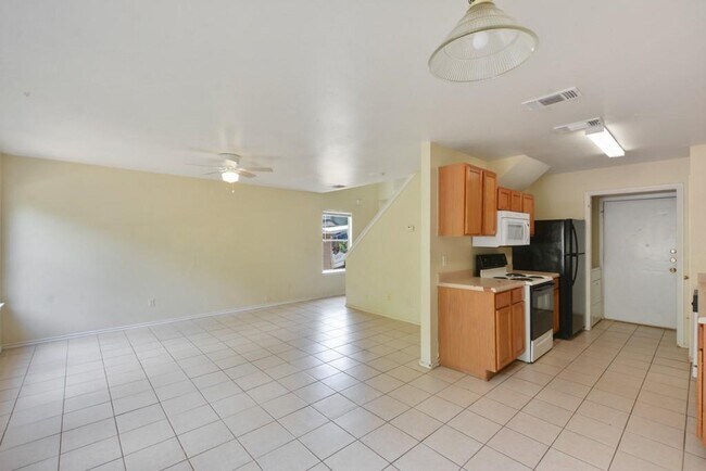 Building Photo - 896 Sagewood Trail