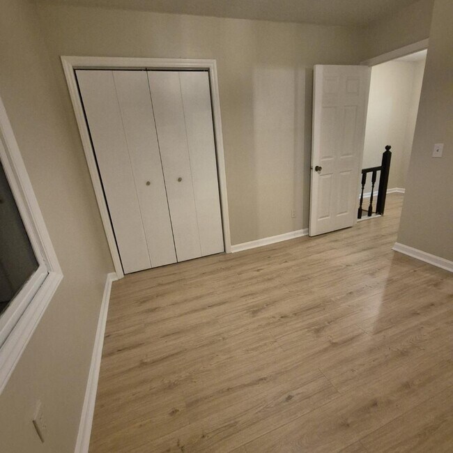 Foto del edificio - 4021 Platt Springs Rd