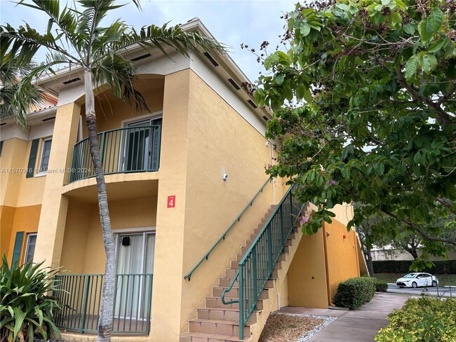 Building Photo - 7300 NW 114th Ave