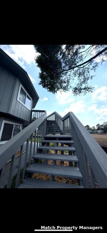 Building Photo - 505 Tree Top Ln