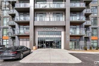 Building Photo - 460-460 Dundas St E