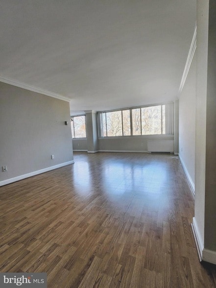 Photo - 5565 Columbia Pike Apartment