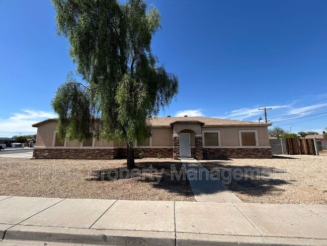 Foto del edificio - 15601 N Verde St