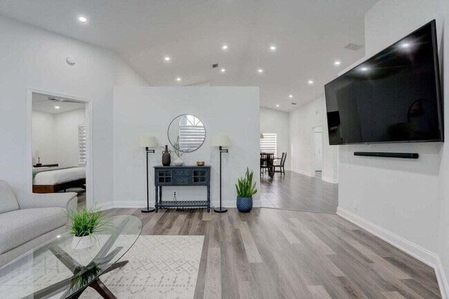 Foto del edificio - 6178 Garrett St