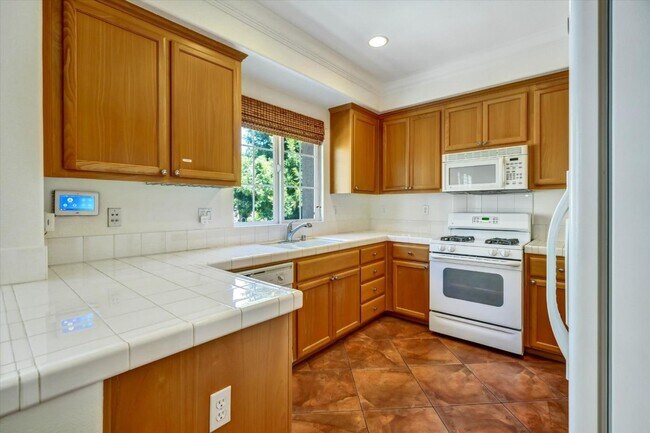 Foto del edificio - 378 Olive Hill Dr