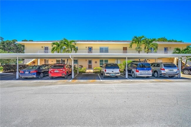 Building Photo - 2950 SE Ocean Blvd