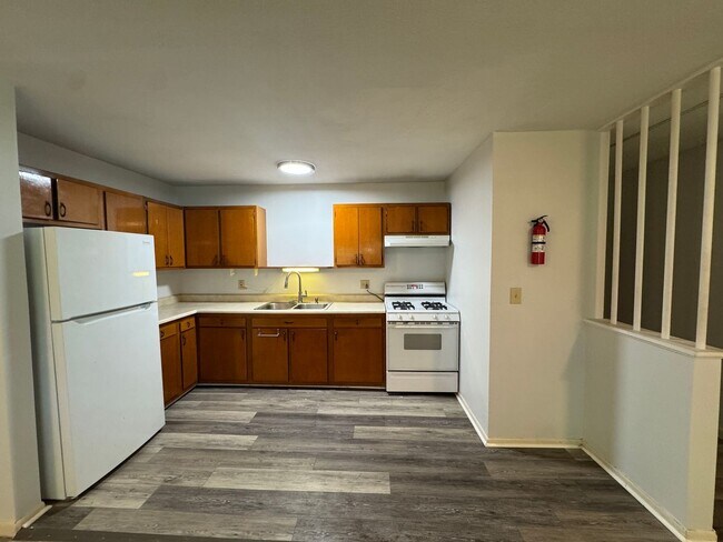Foto del interior - 382-384 River St