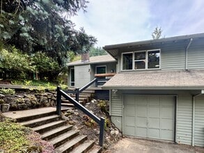 Building Photo - 6155 SW Heights Ln