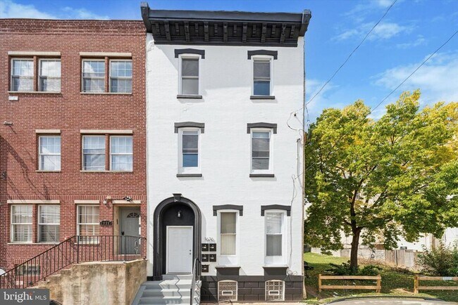 Building Photo - 1626 N 17th St