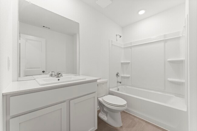 Building Photo - 468 Shoreview Dr