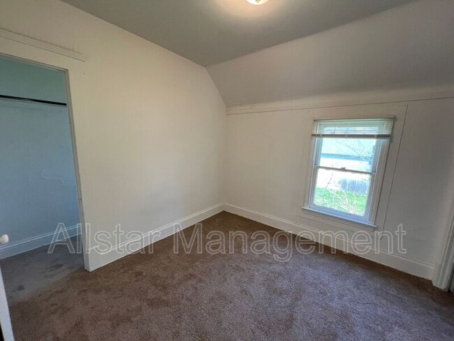 Building Photo - 3617 W 46th St