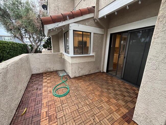 Foto del edificio - 2462 Fairbrook Way