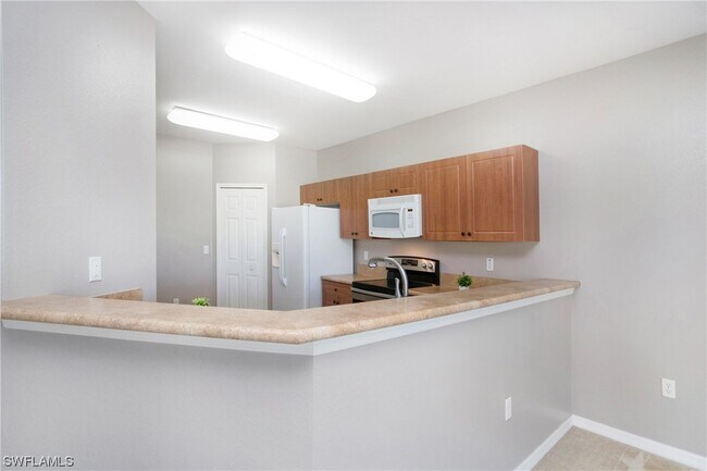 Foto del edificio - 15445 Summit Pl Cir