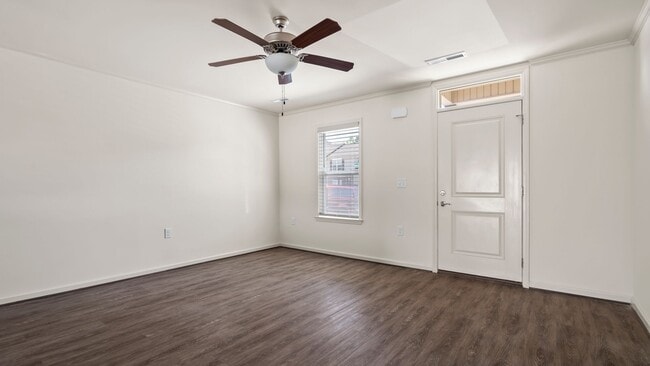 Building Photo - Boyington Townhome