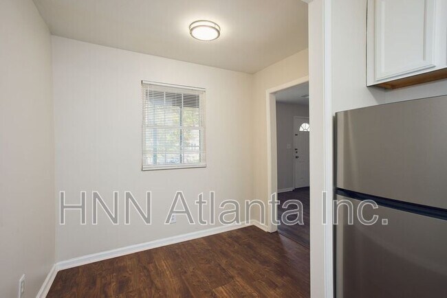 Photo - 150 Hedges St SE Apartment