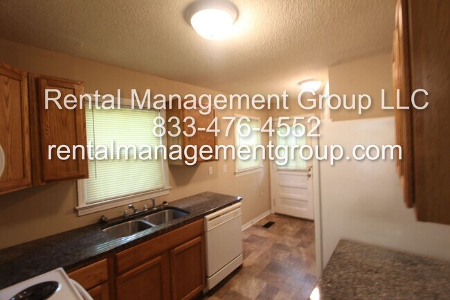Building Photo - New On The Market! 3 Bedroom 1 Bath