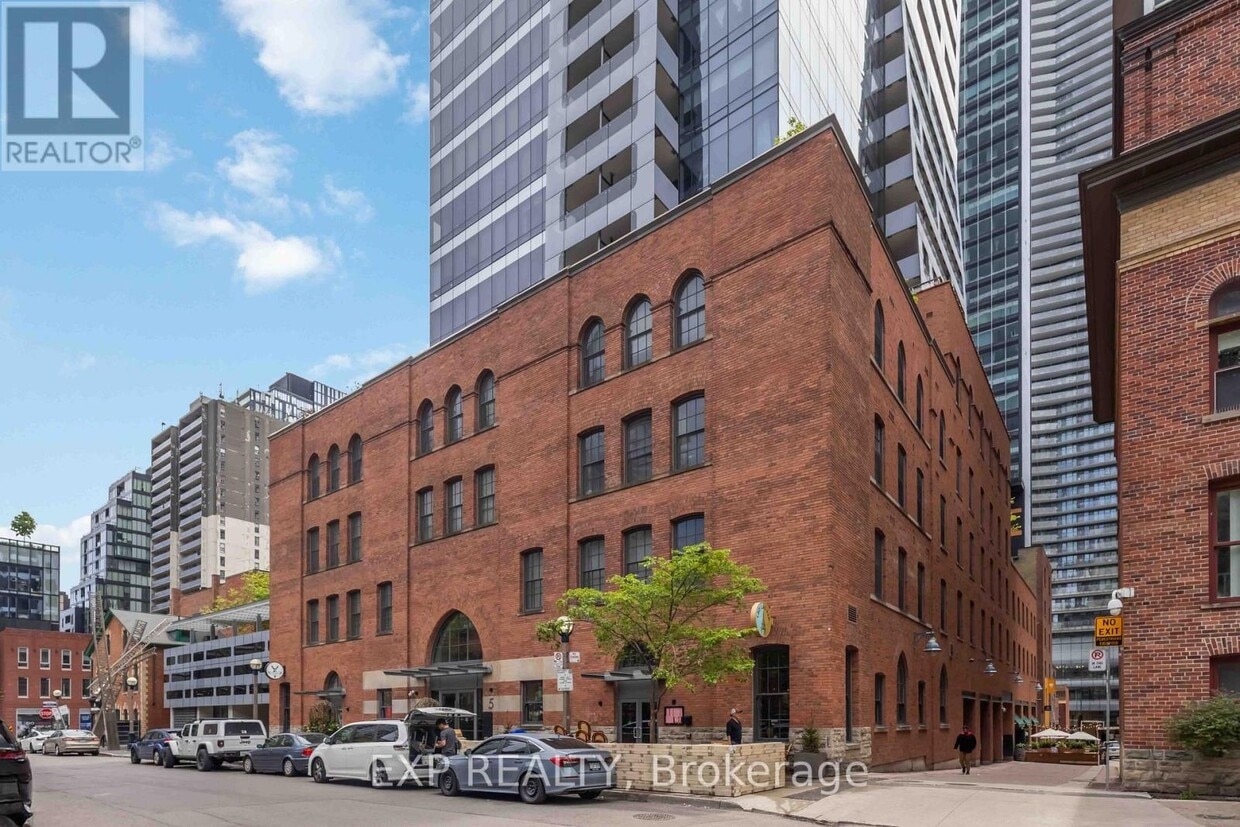 Primary Photo - 5 St Joseph St