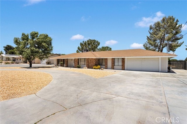 Building Photo - 15262 El Centro St