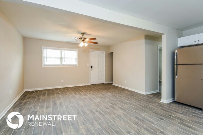 Foto del edificio - 3715 Meadowview Dr