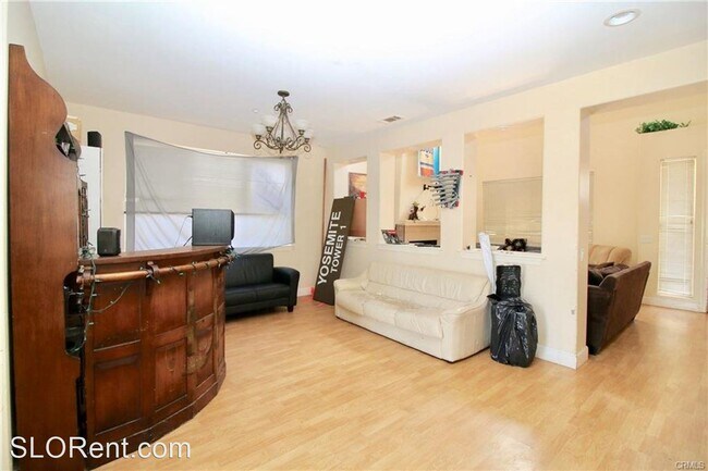 Foto del edificio - 5 br, 3 bath House - 316 Leroy Court