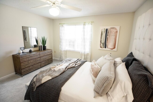 Foto del edificio - Abbotts Creek Apartments