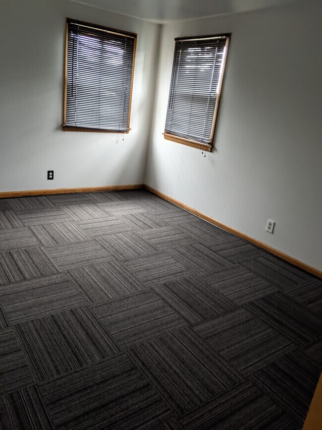 Foto del edificio - 5711 N 97th St