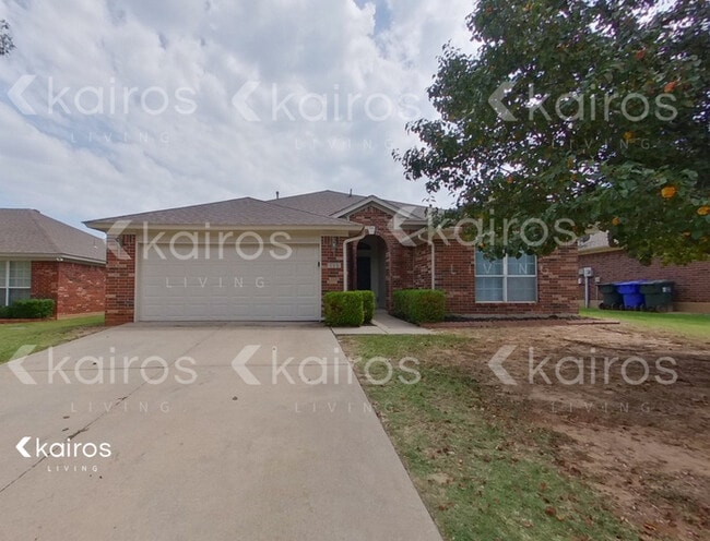 Building Photo - 113 Great Oaks Dr