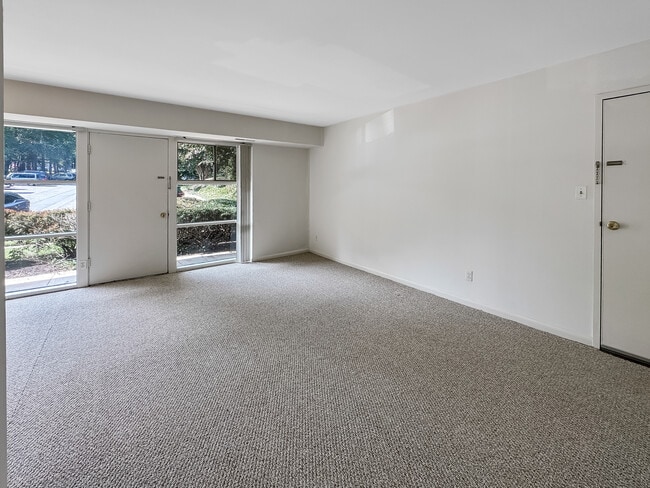 Building Photo - 4317 Americana Dr