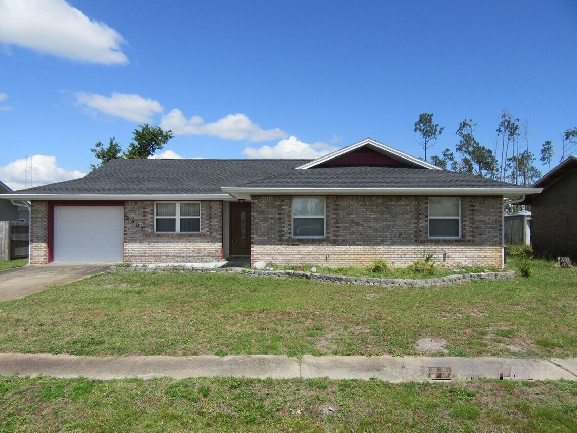 Primary Photo - 2005 Geralo Ln