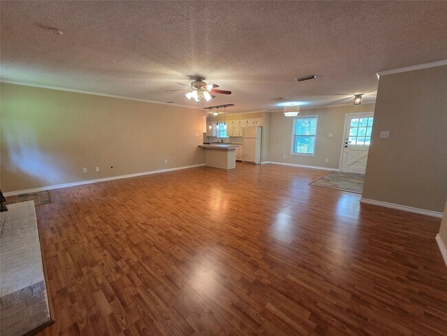 Foto del edificio - 15151 Farm to Market 429