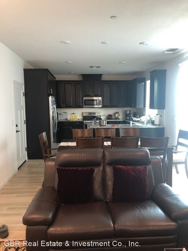 Foto del edificio - 3 br, 2.5 bath House - 3855 Ivan Way