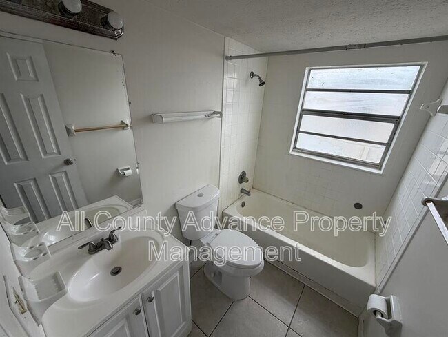 Foto del edificio - 4909 E Temple Heights Rd