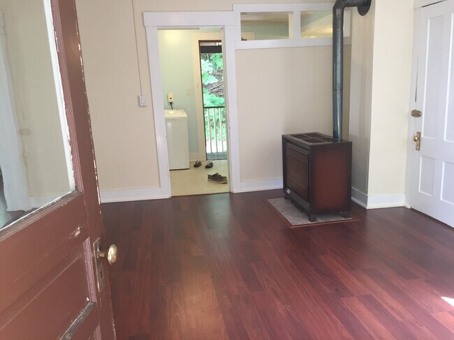 living room to kitchen. - 8 Prospect Street