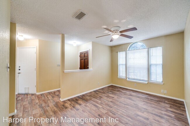 Foto del edificio - 3 br, 2 bath House - 11807 Adriana Maria