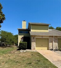 Building Photo - 512 Eberhart Ln