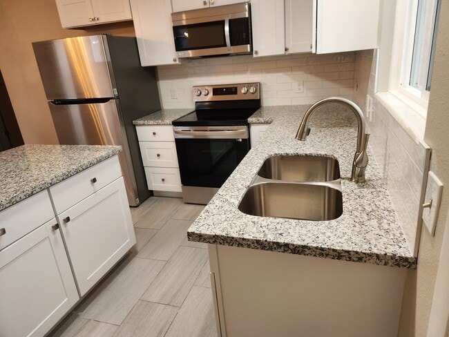 Foto del edificio - 2112 E Donegal Cir