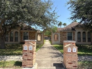 Building Photo - 25 West Dr