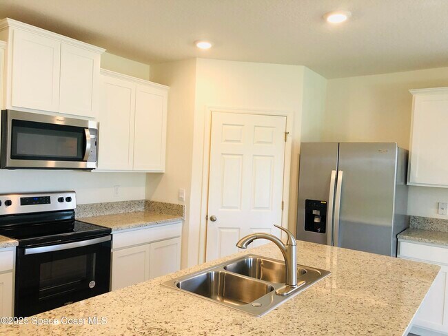 Foto del edificio - 2173 Farmhouse Rd SE