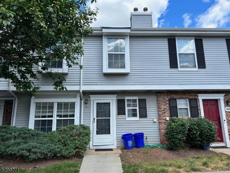 363 Aldeburgh Ave, Franklin Township, NJ 08873 Room for Rent in Franklin Township, NJ