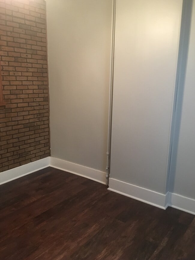 Building Photo - 316 Main Street